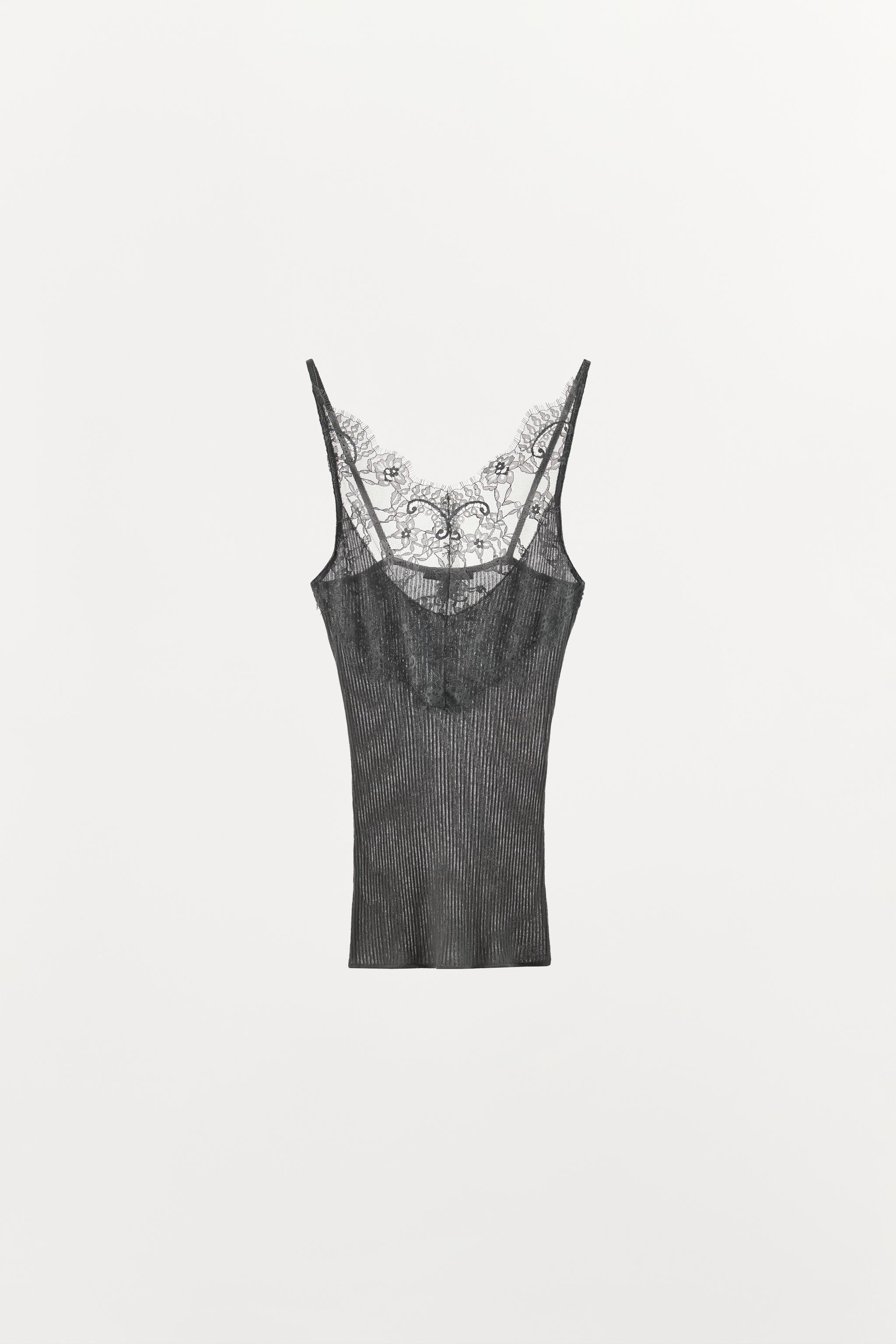 TOP EN MAILLE À BRETELLES DENTELLE